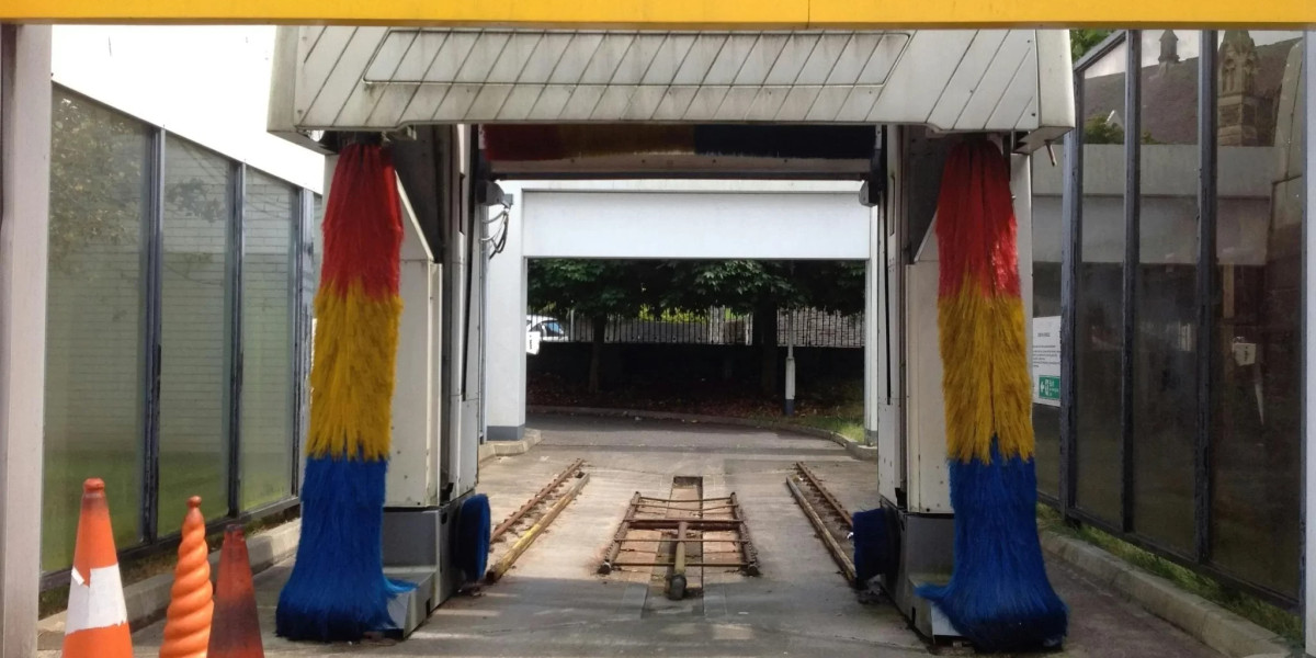 Car Cleaning Services in Dubai: Where Shine Meets Perfection