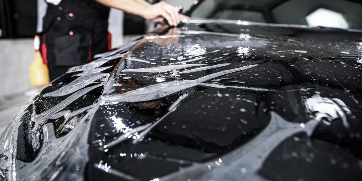 How Paint Protection in Santa Clarita, CA Can Keep Your Car Looking Brand New