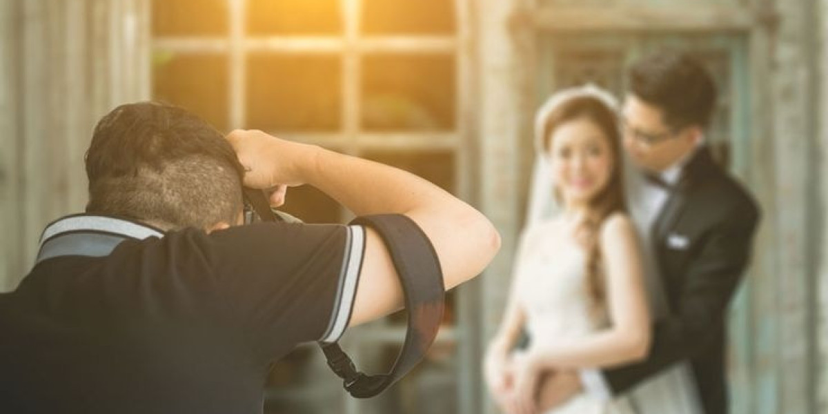 Why Hiring Local Wedding Photography in Aurora CO Makes Your Day Stress-Free