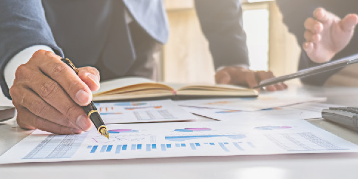 Common Mistakes When Outsourcing Fund Accounting (And How to Avoid Them)