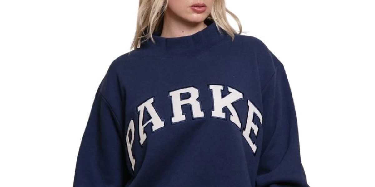 Why Parke Sweatshirt Is the Everyday Essential Everyone Is Talking About