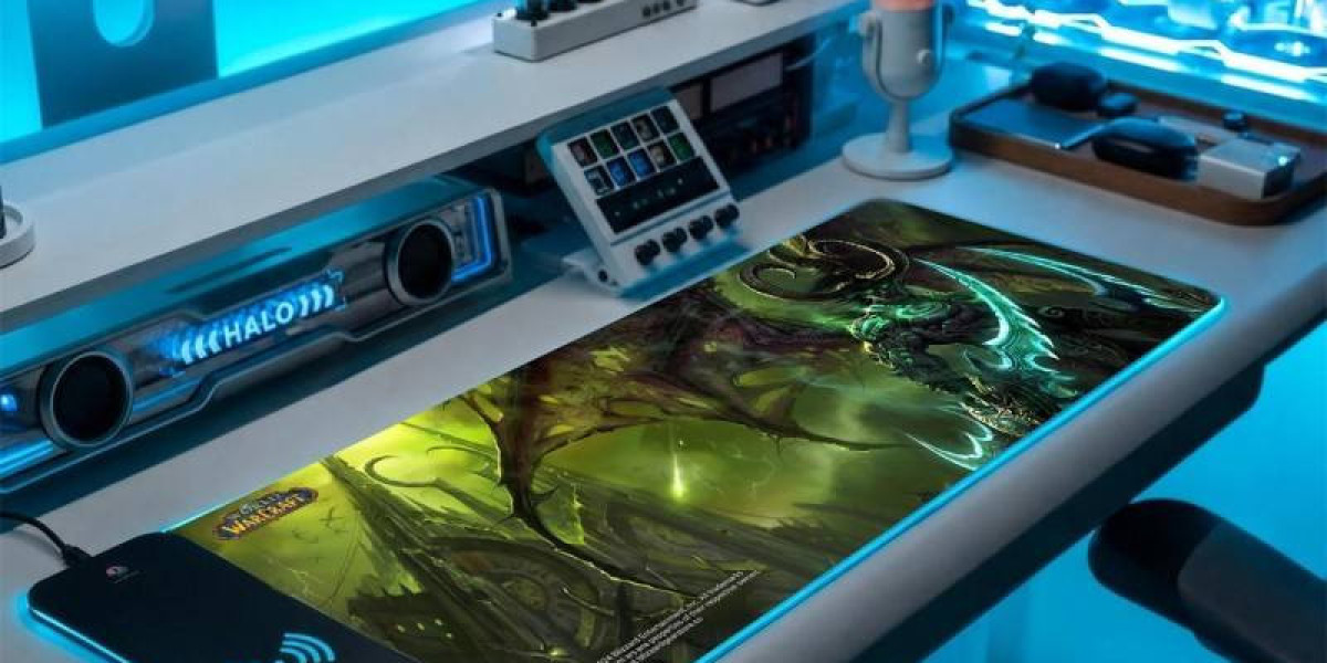 wow South Carolina Tropical Jungle Illidan RGB Gaming Desk Mat With Wireless Charging
